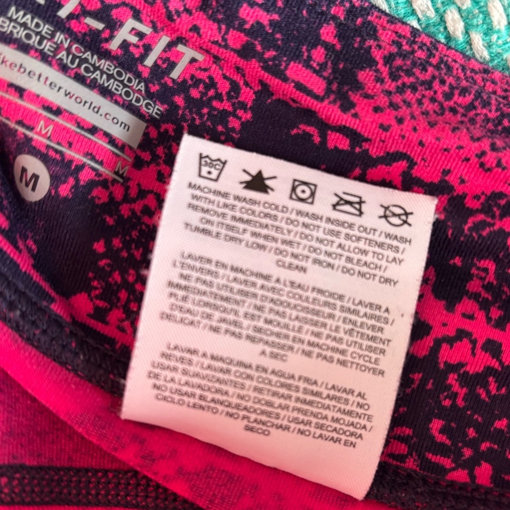 Nike running capris - Picture 6 of 6